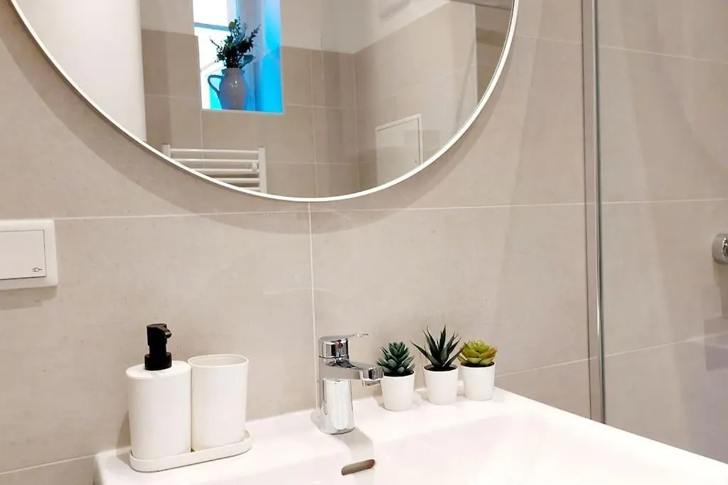 Homelystay Graz - Downtown App Апартаменты